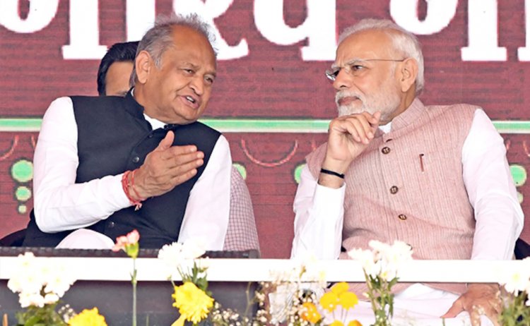 अशोक गहलोत ने नरेंद्र मोदी की तारीफ नहीं की, उन्हें आईना दिखाया : कांग्रेस