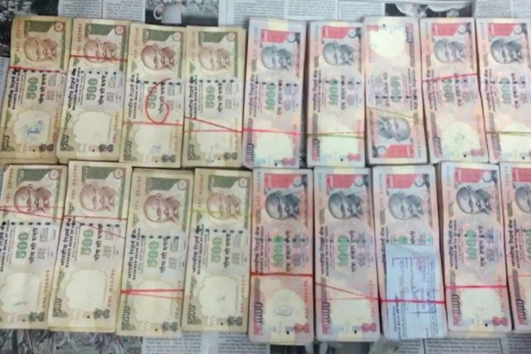 नोटबंदी के फायदों पर छह साल बाद भी जारी है बहस