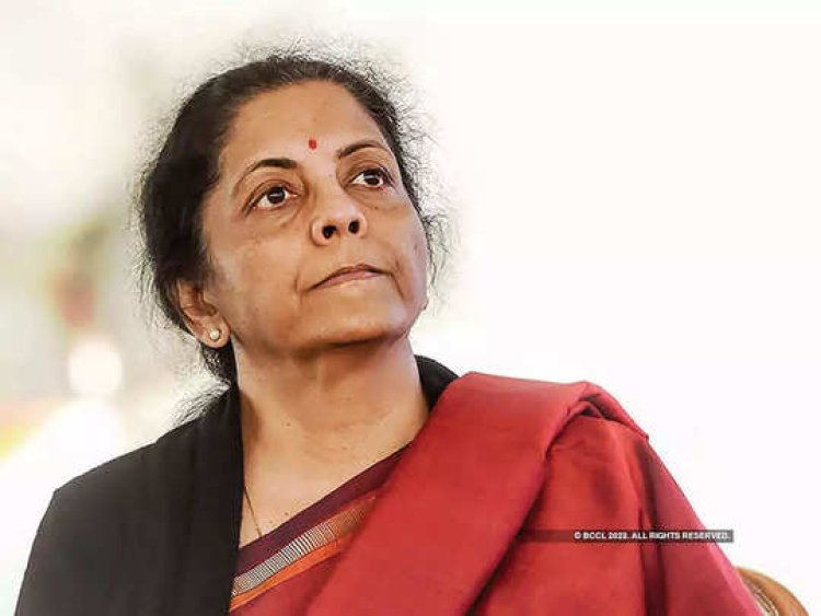 वित्त मंत्री निर्मला सीतारमण एम्स में भर्ती