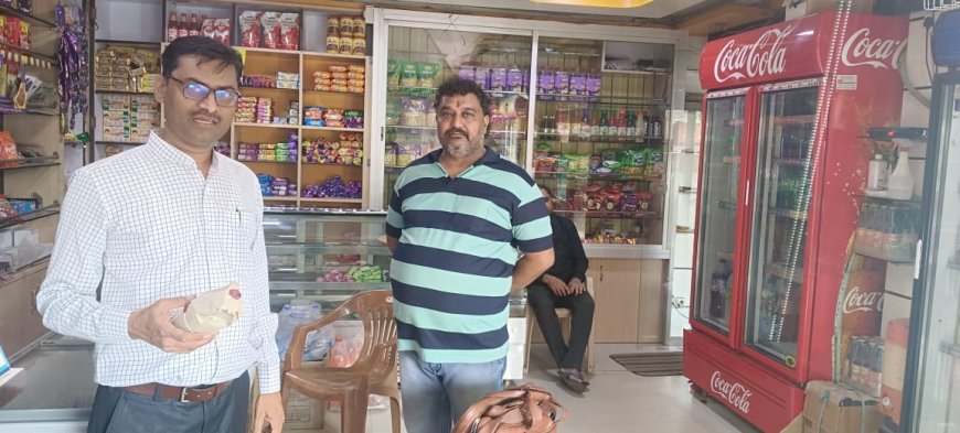 खाद्य सुरक्षा अधिकारियों द्वारा निरंतर जांच कार्यवाही जारी: विभिन्न फर्मो पर मिथ्या छाप पाये जाने पर लगाया गया 25-25 हजार रूपये का जुर्माना