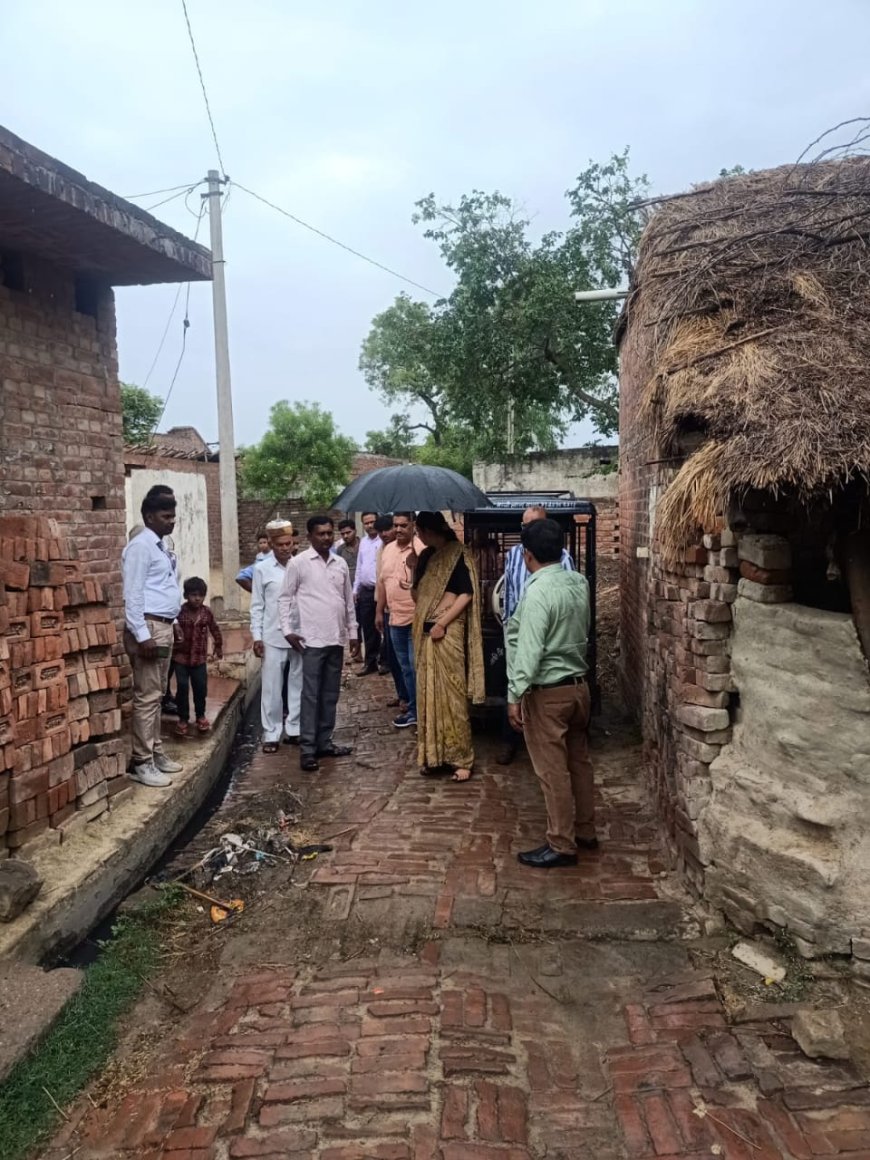 टड़ियावां की ग्राम पंचायत बरगावां में सीडीओ ने ग्राम चौपाल लगाकर सुनी ग्रामीणों की समस्याये