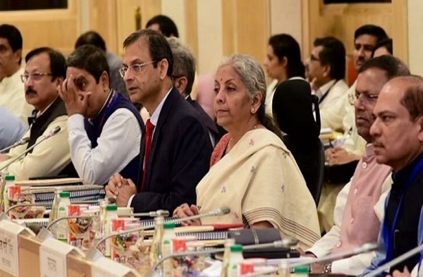 ऑनलाइन गेमिंग, कसीनो, घुड़दौड़ पर लगेगा 28 प्रतिशत जीएसटीः निर्मला सीतारमण