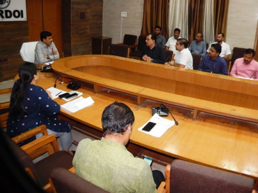 गड्ढा मुक्ति की रिपोर्ट प्रतिदिन प्रेषित की जाए:- एम0पी0 सिंह