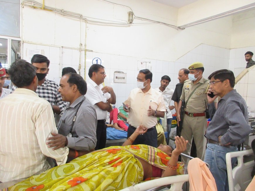 शिकायत मिलने पर अचानक जिला अस्पताल पहुंचे डीएम