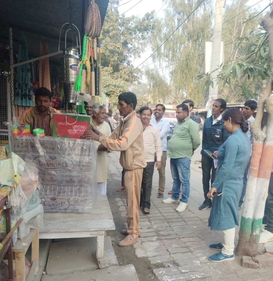 यातायात व्यवस्था के लिए नासूर बने ई-रिक्शा, कस्बे में रोजाना लग रहा जाम