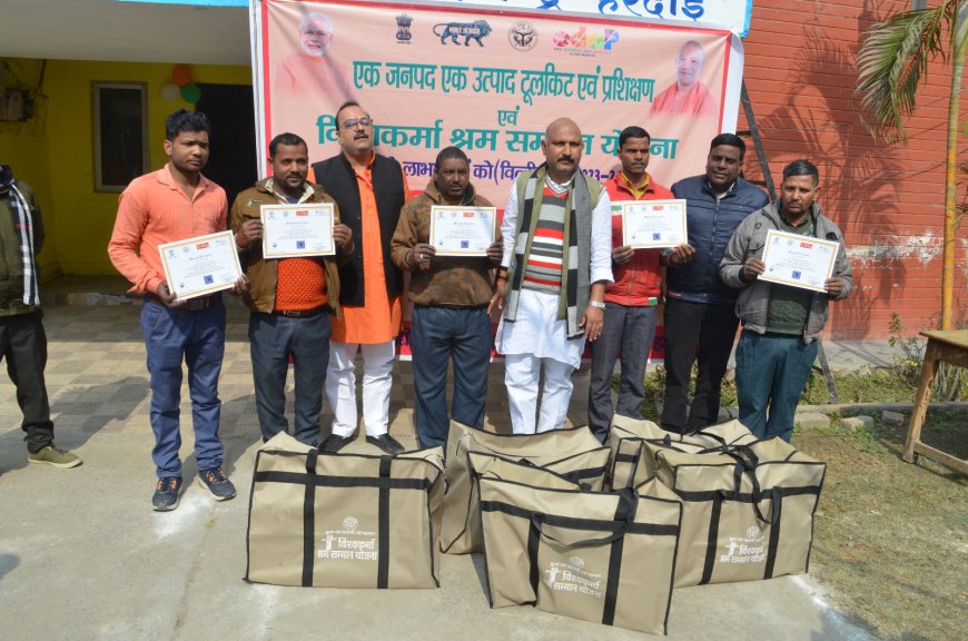 स्वरोजगार को बढ़ावा देने के लिए केन्द्र एवं प्रदेश सरकार द्वारा कल्याणकारी योजनाओं का संचालन किया जा रहा है:- अजीत सिंह बब्बन