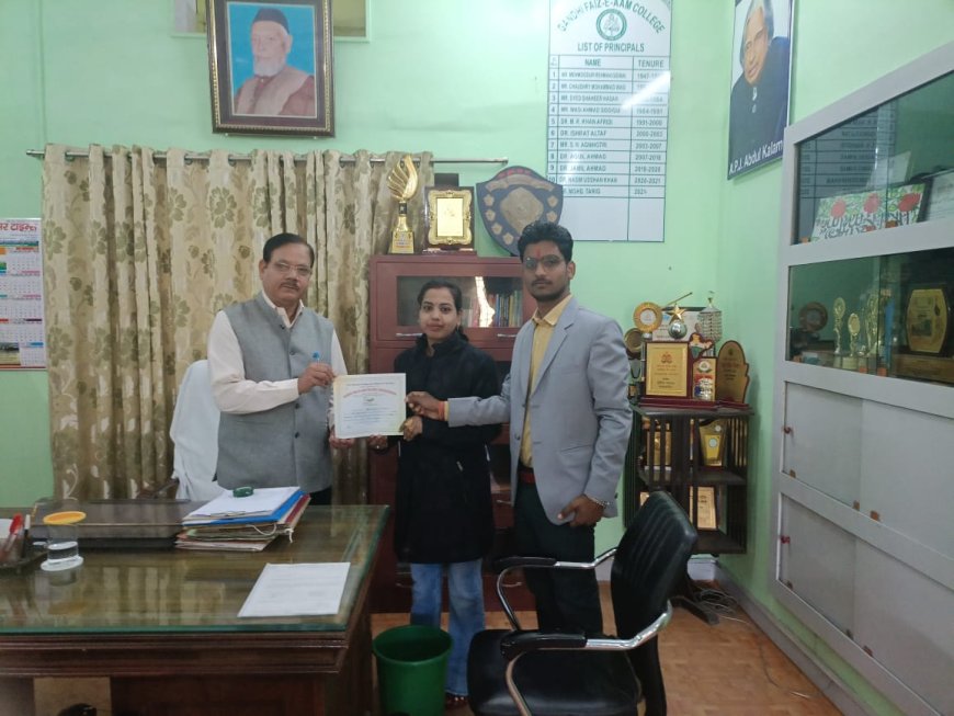जी एफ़ कॉलेज एमएसडब्लू फाइनल ईयर की छात्रा आकांक्षा शुक्ला ने सर्वाधिक अंक प्राप्त करके काॅलेज मे प्रथम स्थान प्राप्त किया