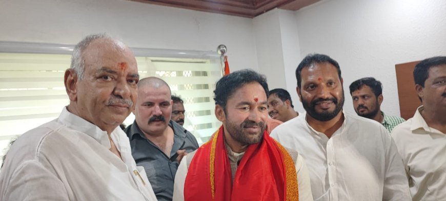 In New Delhi T'gana BJP's state leader greeted union minister