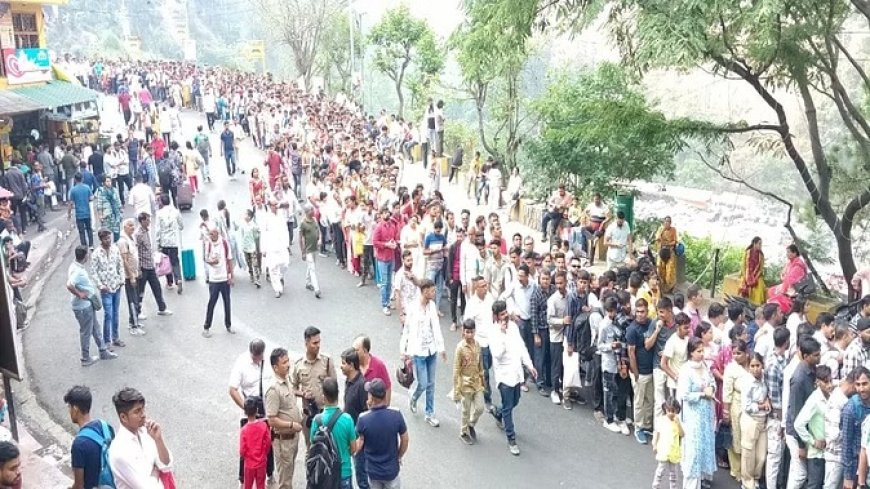 कैंची धाम का स्थापना दिवस आज: बाबा के दरबार में उमड़ा आस्था का सैलाब