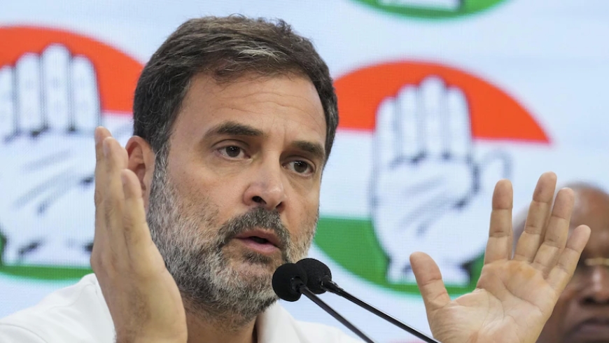 विपक्षी दलों ने सरकार को घेरा, शिक्षा मंत्री धर्मेंद्र प्रधान के इस्तीफे की मांग की