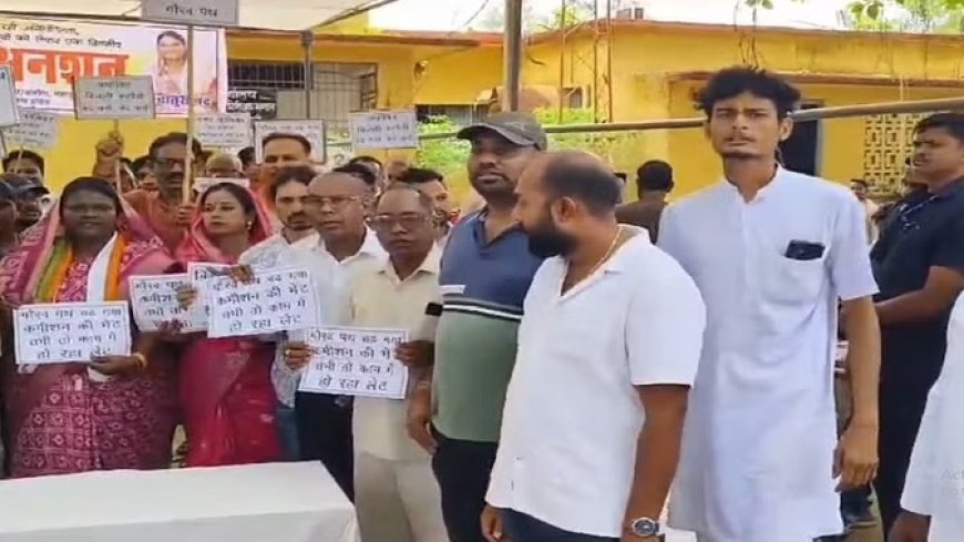भूख हड़ताल पर बैठीं कांग्रेस विधायक चातुरी नंद, सरकार पर लगाया भ्रष्टाचार का आरोप