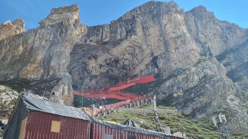 अमरनाथ यात्रियों में भारी उत्साह, चौथे दिन 22,715 श्रद्धालुओं ने किए महादेव के दर्शन