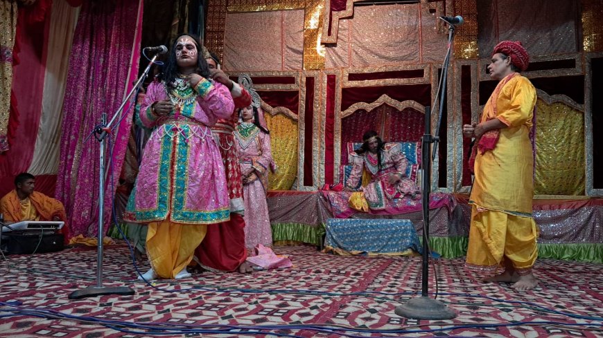 शाहाबाद के पठकाना रामलीला मंच पर राम वनवास, राम केवट संवाद सहित विभिन्न मार्मिक लीलाओं का हुआ मंचन