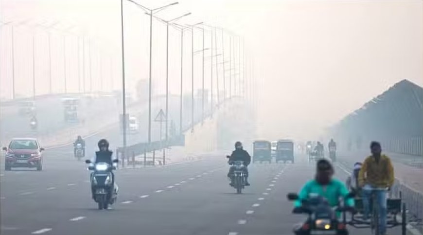 दिल्ली-एनसीआर में ठिठुरन वाली सर्दी का कहर, पारा गिरकर 3.2 डिग्री तक पहुंचा