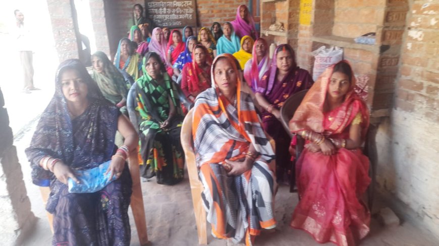 महिलाएं पुरुषों से कई कदम आगे समूह बनाकर दे रहीं अपनों को आर्थिक मजबूती