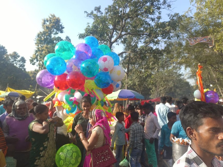 84 कोसी परिक्रमा का चौथा पड़ाव रामाधुन के साथ पहुंचा उमरारी, लाखों साधु-संत और श्रद्धालु हुए शामिल
