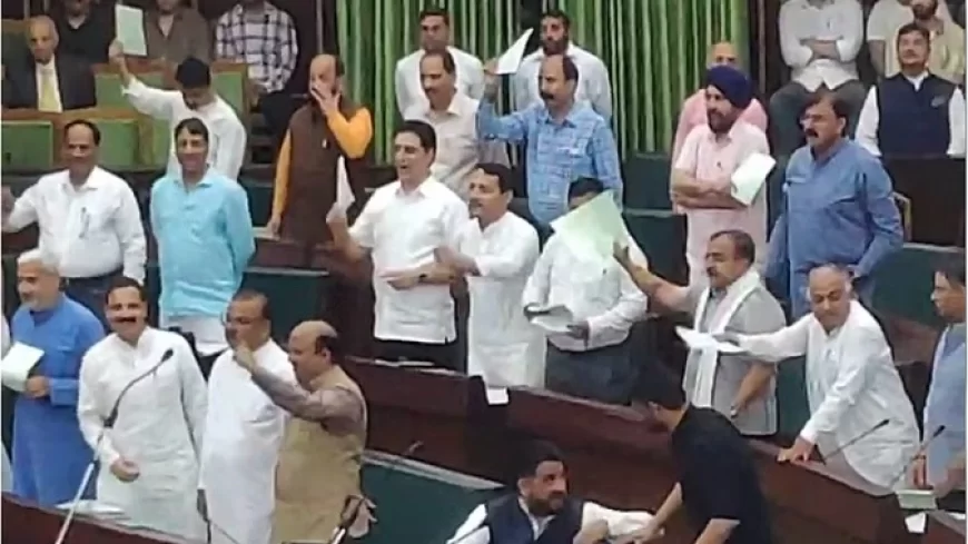 जम्मू-कश्मीर: विधानसभा में वक्फ कानून को लेकर हुआ जमकर हंगामा, नेशनल कॉन्फ्रेंस के स्थगन प्रस्ताव पर जमकर बवाल
