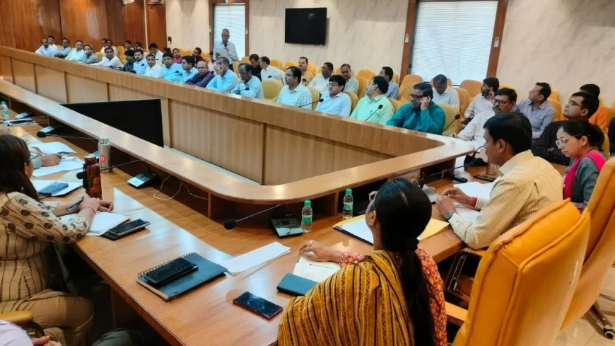 A meeting was held regarding the preparations for the proposed arrival of the Chief Minister