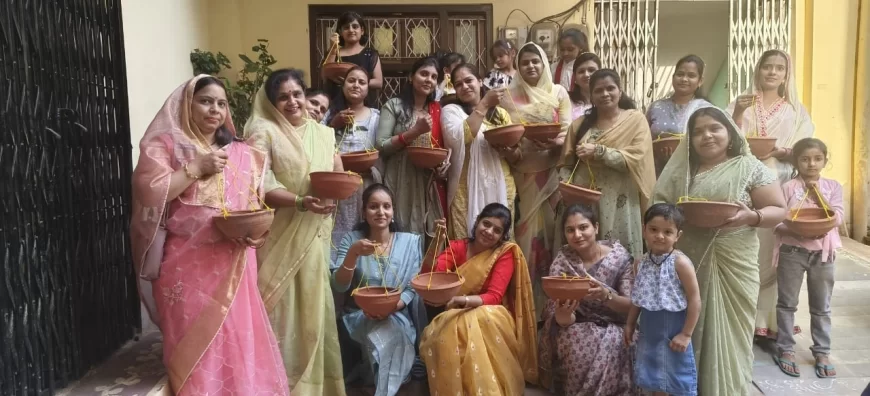 विश्व हिंदू परिषद मातृशक्ति दुर्गावाहिनी बहनों ने मिलकर किए सकोरे वितरण
