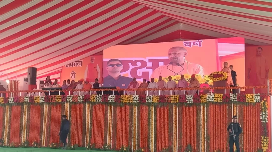 दुनिया का सबसे बड़ा लोकतंत्र बाबा साहब के संविधान के कारण है: योगी आदित्य नाथ