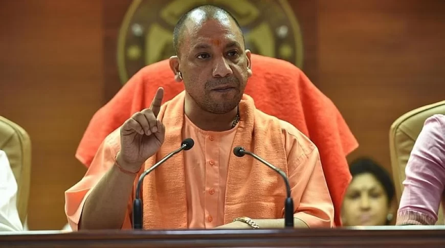 यूपी: 11 डीएम समेत 33 आईएएस बदले, शिशिर की जगह विशाल सिंह नए सूचना निदेशक