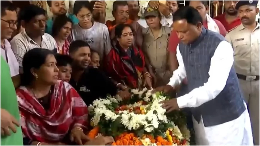 पहलगाम हमले में मारे गए ओडिशा के युवक का अंतिम संस्कार, मृतक की पत्नी को मिलेगी सरकारी नौकरी