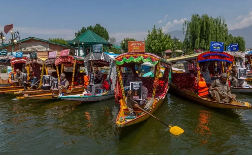 पहलगाम हमले का बड़ा असर: कश्मीर में 90% बुकिंग रद्द, पर्यटन और अर्थव्यवस्था को गहरा झटका!