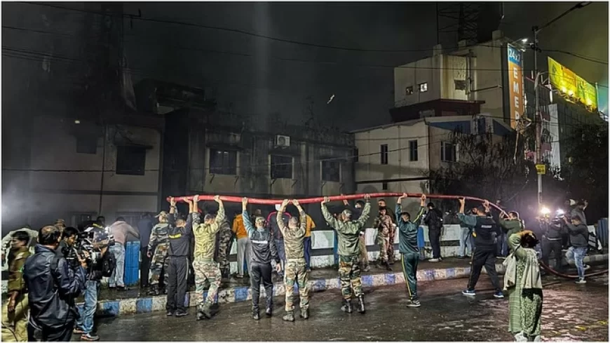 जिस होटल में आग से गई 15 जानें, वहां 42 कमरों में रुके थे 88 लोग; बचने के लिए बालकनी से कूदे कई