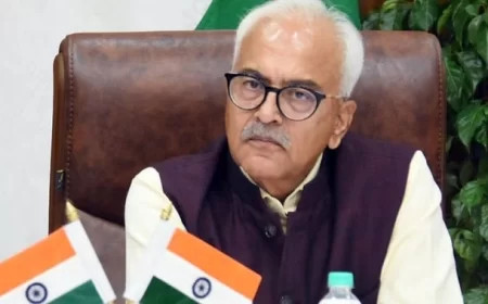 राहत शिविरों में हालात की राज्यपाल ने ली समीक्षा बैठक, बेघर लोगों की मदद तेज करने के दिए निर्देश