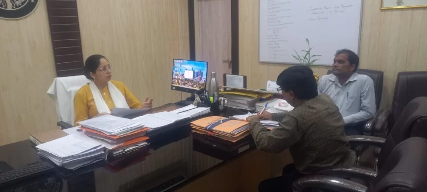 दुग्ध विकास समिति के ख़राब प्रबंधन के लिए प्रबंधक दुग्ध विकास को सीडिओ ने लगायी कड़ी फटकार