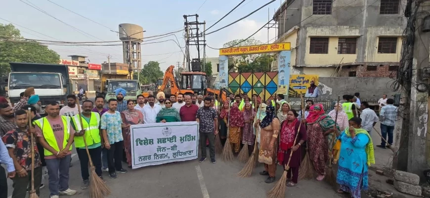 विधायक राजिंदरपाल कौर छीना ने हलके में चलाया सफाई अभियान