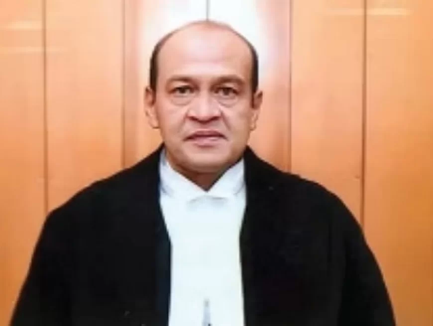 महाभियोग पर विचार कर रही सरकार; आधिकारिक आवास से मिली थी भारी मात्रा में जली हुई नकदी