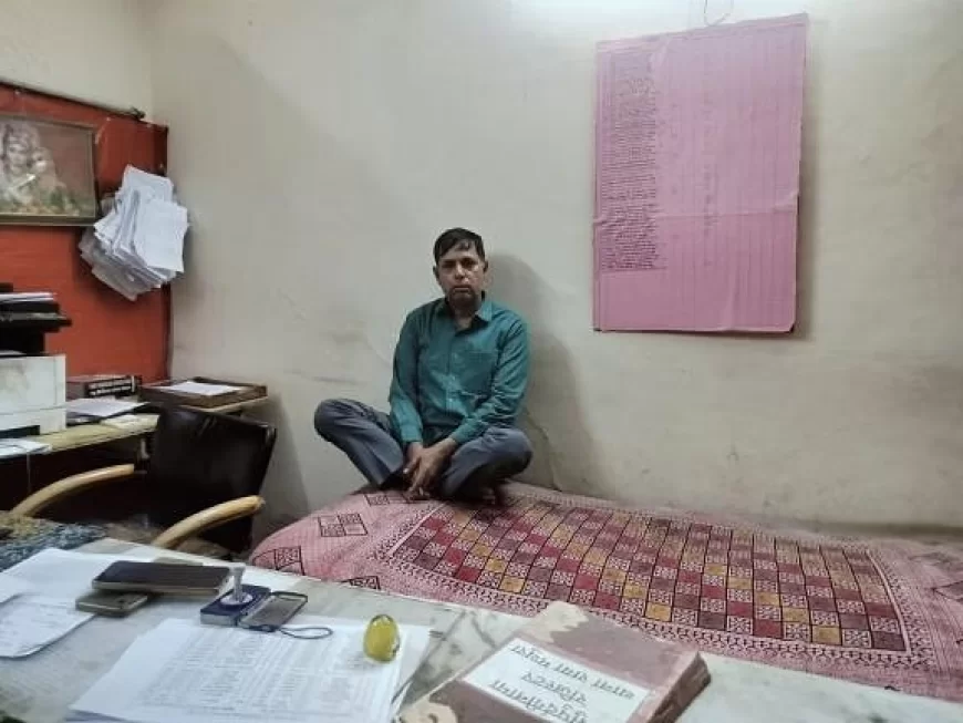 मथुरा: 50 हजार रुपये की रिश्वत लेते राजस्व निरीक्षक रंगे हाथ गिरफ्तार