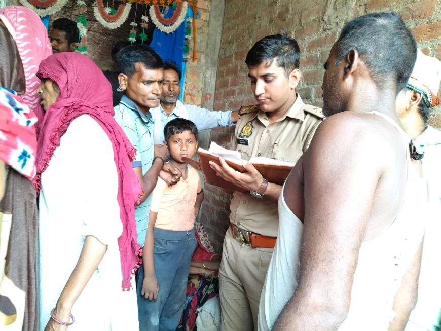 गौसगंज मल्लावां मार्ग पर अज्ञात वाहन की टक्कर से बाइक सवार एक महिला की मृत्यु, चालक गंभीर घायल