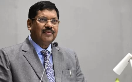 न्यायपालिका पर उठते सवाल: महाभियोग के लिए सत्ता पक्ष पर दबाव क्यों?