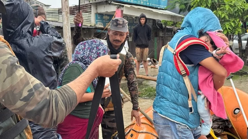 मणिपुर में ऑपरेशन जल राहत-II; असम में बाढ़ से 78000 लोग प्रभावित; सिक्किम में फंसे 1500 सैलानी