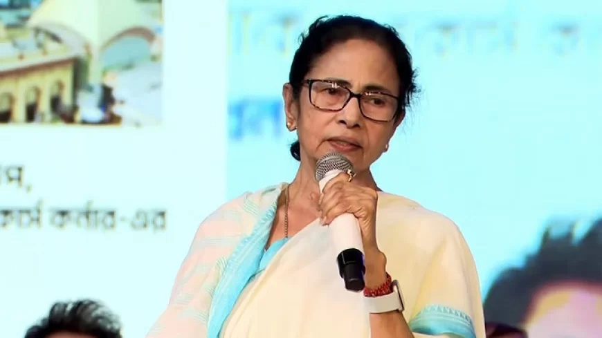 कोलकाता से मेजबानी छीनकर गुजरात को देने पर भड़की पश्चिम बंगाल सरकार, सियासत करने का लगाया आरोप