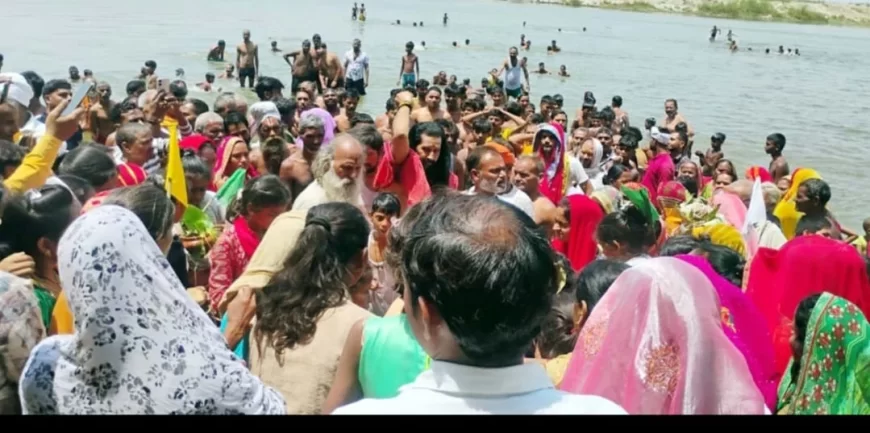 परमहंस आनंद आश्रम में हुआ नौ दिवसीय रूद्र महायज्ञ, भंडारे में साधु संतों सहित हजारों श्रद्धालुओं ने चखा प्रसाद