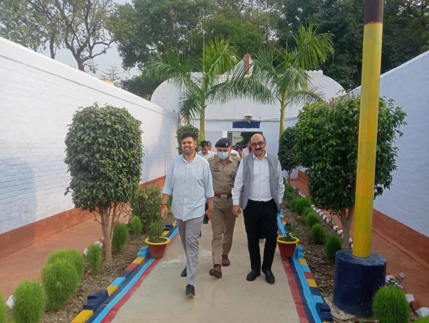 जिला जज, जिलाधिकारी व पुलिस अधीक्षक ने किया जिला कारागार का निरीक्षण