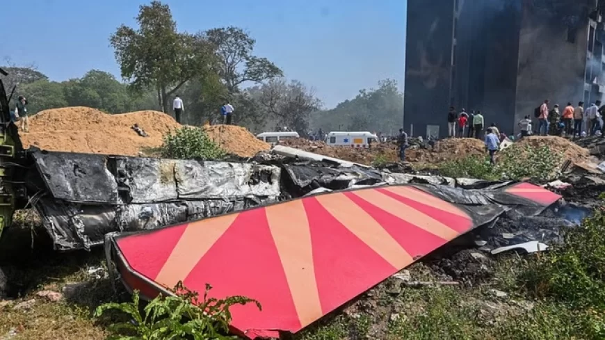 विमान हादसे से खुशियां गम में बदली: बेटे ने स्कॉटलैंड में खरीदा था घर, गृह प्रवेश के लिए जा रहे थे माता-पिता
