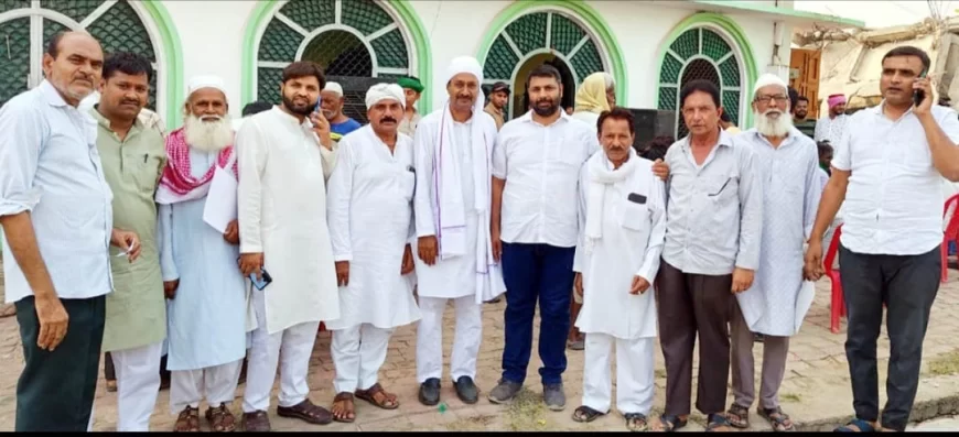 ताजियादार व अलमदारों की समस्याओं को किया दर्ज, मोहर्रम पर्व से पहले अधिकारियों के समक्ष रखी जाएंगी समस्याएं
