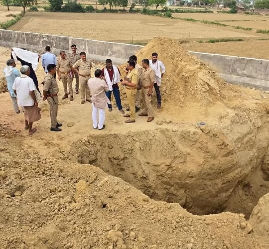 मथुरा: पाइप लाइन ठीक कर रहे किसान पर गिरी मिट्टी की ढाय, हुई मौत