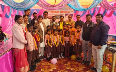 प्राथमिक विद्यालय मरेउरा में 'शिक्षा चौपाल' का आयोजन, निपुण लक्ष्यों की प्राप्ति पर शिक्षकों का सम्मान