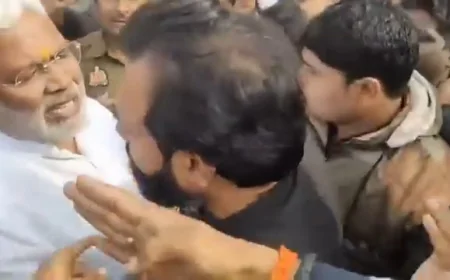 महोबा में जलशक्ति मंत्री के कार्यक्रम में हंगामा, बीजेपी विधायक और मंत्री के बीच तीखी नोकझोंक