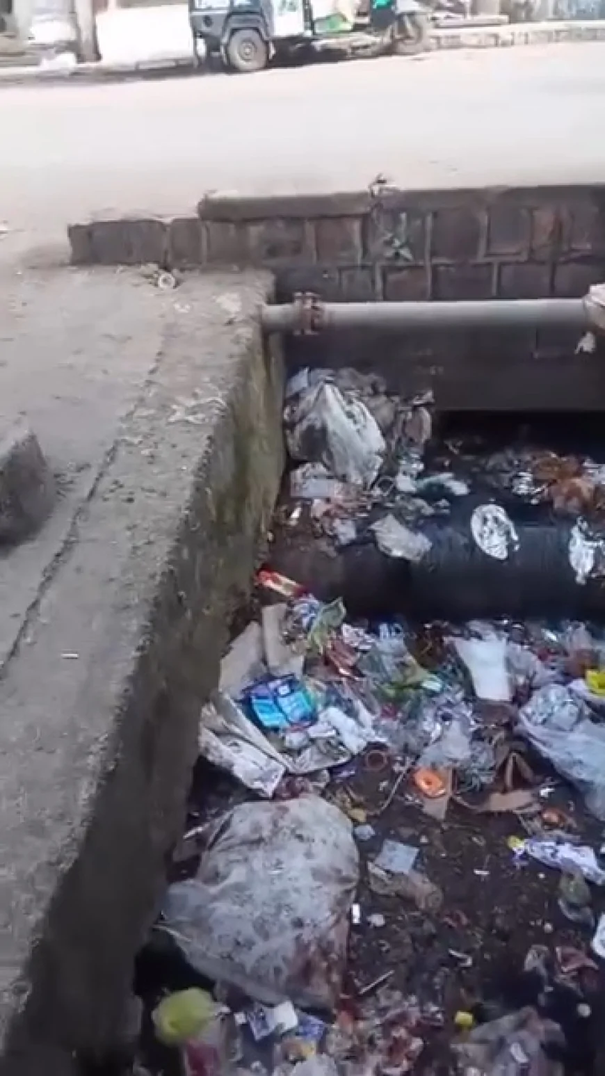 गुना में गंदे पानी की गंभीर समस्या बरकरार, हादसों से भी नहीं ले रहा प्रशासन सबक