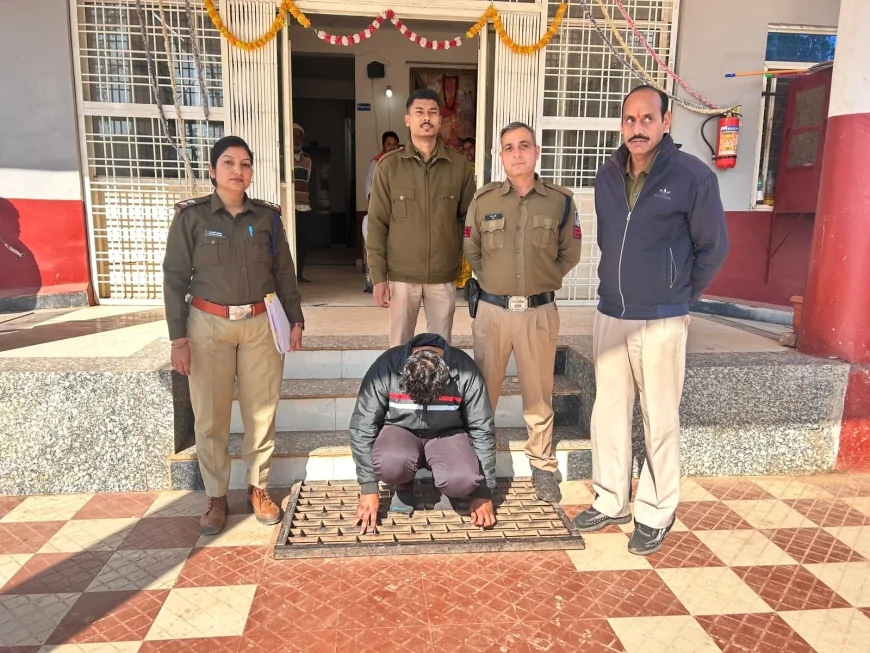नौकरी दिलाने के नाम पर ठगी के मामले में केंट थाना पुलिस ने सीएम राइज स्कूल में आउटसोर्स भर्ती के फर्जी जॉइनिंग लेटर देकर लाखों की धोखाधड़ी करने वाला आरोपी को किया गिरफ्तार, जेल भेजा