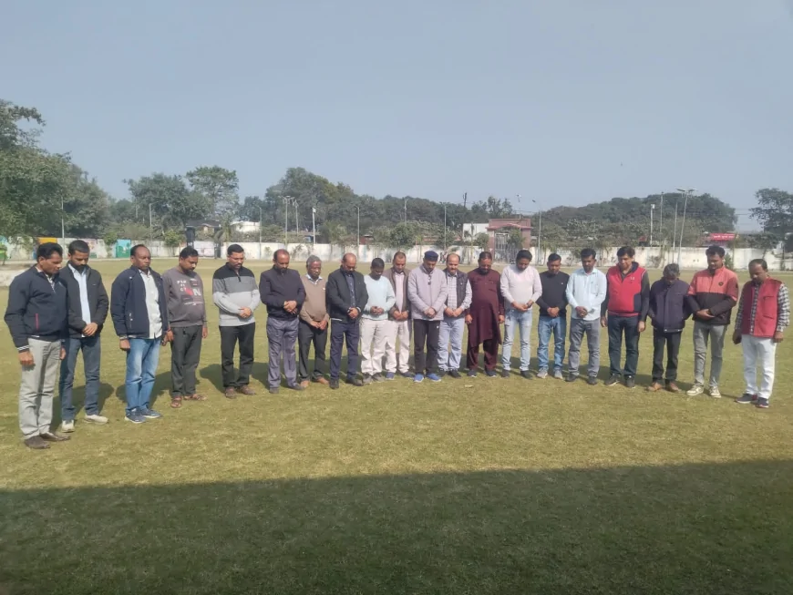 शाहाबाद में हरदोई पत्रकार एसोसिएशन के तहसील अध्यक्ष की अध्यक्षता में श्रद्धांजलि सभा आयोजित, दिवंगत पत्रकारों को नम आँखों से दी गई विदाई