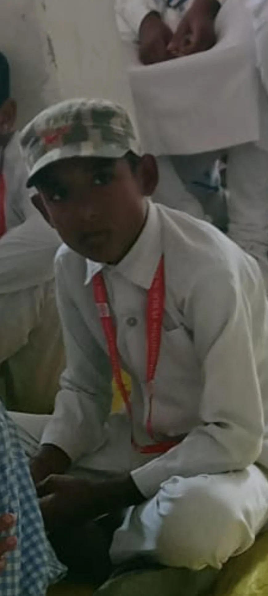 छात्र की संदिग्ध मौत पर भड़का आक्रोश, हत्या के आरोपी की गिरफ्तारी की मांग पर अड़े परिजन, दोबारा पोस्टमार्टम रिपोर्ट पर टिकी पुलिस की जांच