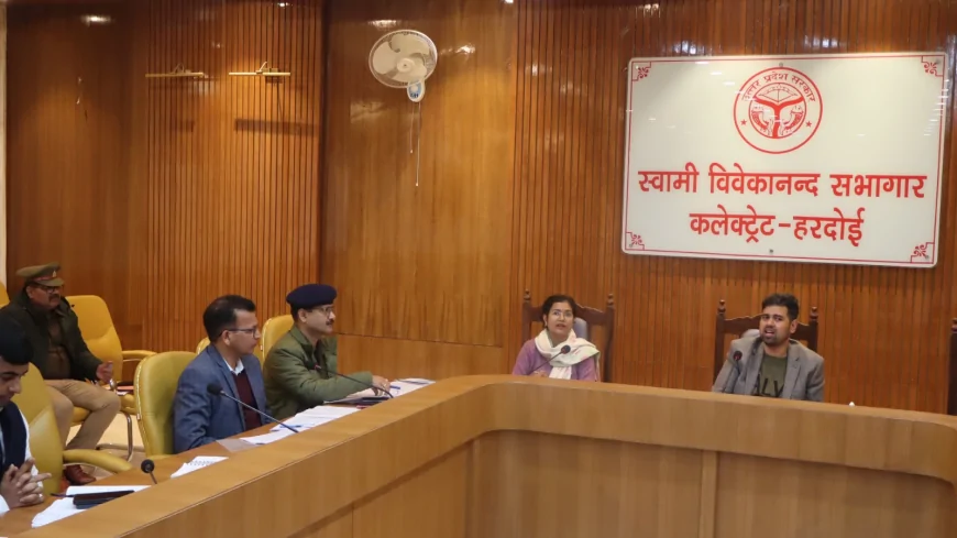 विद्यार्थियों की सुरक्षा हेतु स्कूल, कालेज के वाहनो में सभी मानक पूरे कराये जाये: अनुनय झा