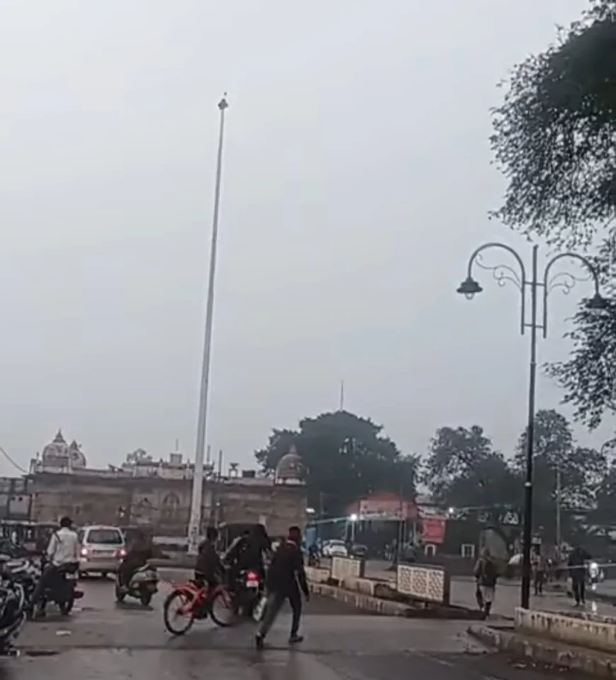 77वें गणतंत्र दिवस पर रेल सर्किट एरिया में नहीं फहराया तिरंगा, स्थानीय अधिकारियों पर उठे गंभीर सवाल